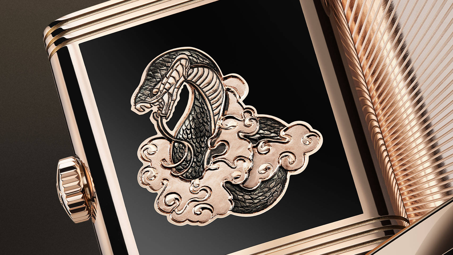 出蛇年限量版珐琅腕表｜广州时尚媒体凯发k8赞助马竞时尚媒体｜积家推(图4)