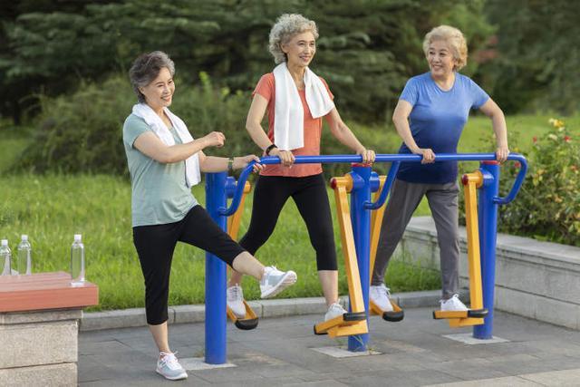 25上海银发消费与生活趋势》发布无龄正当时 乐享新美好 《20(图29)